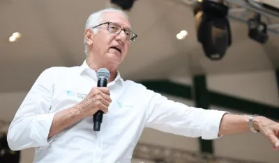 Guillermo Alfonso Jaramillo, Ministro de Salud.