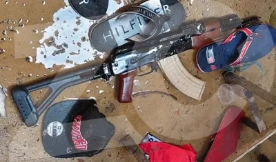 El fusil AK 47 que incautó el Gaula de la Policía.