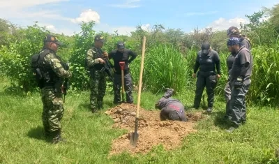 CTI de la Fiscalía realizó la diligencia de exhumación del cuerpo de Wilmary. 