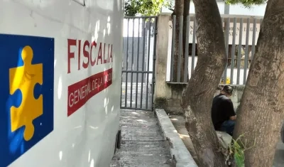 El cuerpo de la mujer fue trasladado a Medicina Legal. 