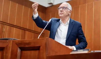 Guillermo Alfonso Jaramillo, Ministro de Salud.