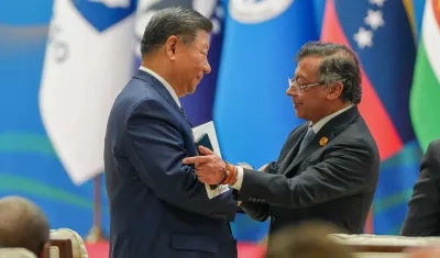 Xi Jinping y Gustavo Petro. 