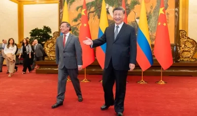 ​El Presidente Gustavo Petro y el Presidente chino, Xi Jinping, tras la adhesión de Colombia a la Ruta de la Seda.​