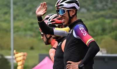 Egan Bernal ahora ocupa la casilla 14 en la clasificación general.