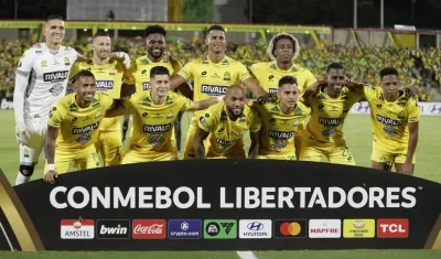 Bucaramanga buscará ante Racing su primera victoria en condición de local.