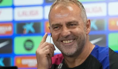 Hansi Flick logró tres títulos en su primera temporada con el Barcelona. 