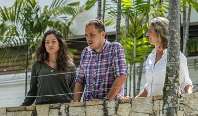 Los líderes opositores venezolanos Claudia Macero (i), Pedro Uchurrurtu (c) y Magalli Meda. 