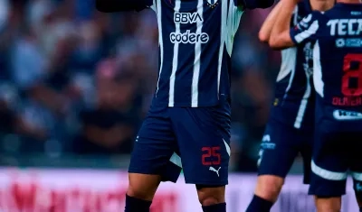 Nelson Deossa celebra su gol contra Toluca, que significó el 1-1 parcial. 