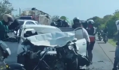 Uno de los vehículos involucrados en el accidente.