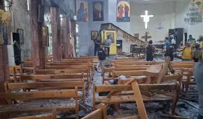 Así quedó la iglesia tras el ataque terrorista. 