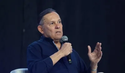 Efraín Cepeda, presidente del  Senado.