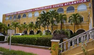 Fachada de la Corporación Universitaria Politécnico Costa Atlántica. 