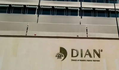 Dirección de Impuestos y Aduanas Nacionales.