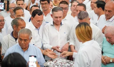 Efraín Cepeda, presidente del Congreso.