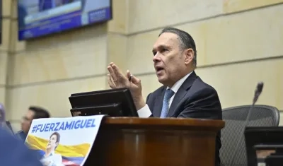 Efraín Cepeda, presidente del Senado.