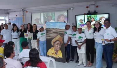 Entrega de certificados a campesinos del Atlántico