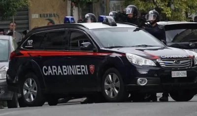 Policía de Nápoles.