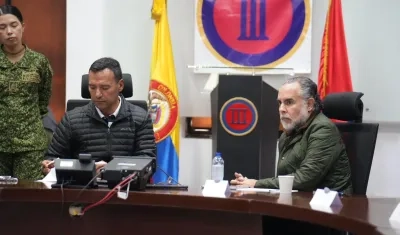 El ministro del Interior, Armando Benedetti, participa en el Consejo de Seguridad de alto nivel que se desarrolla en el Cauca.