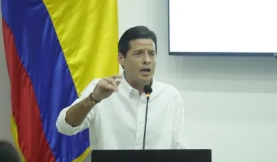 El senador Mauricio Gómez.
