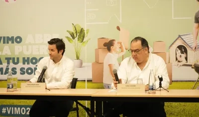Juan Esteban Pérez, director de Corferias, y Jorge Segebre, directivo de Camacol Atlántico.