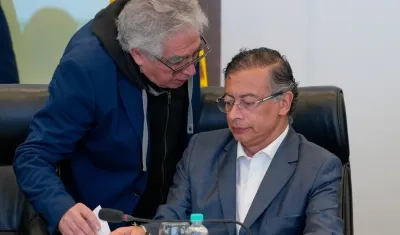 El director de la UNP, Augusto Rodríguez, y el Presidente Petro.