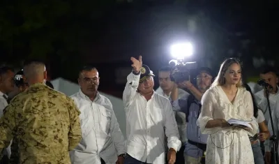 El Presidente Gustavo Petro en el "cabildo popular" en Barranquilla.