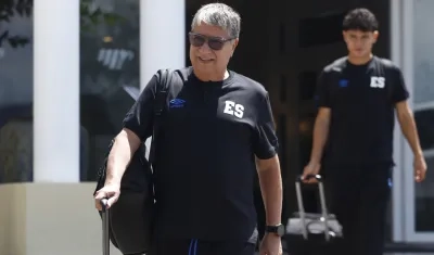 El colombiano Hernán Darío Gómez, técnico de la selección de El Salvador.