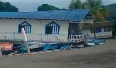 Daños estructurales en viviendas por sismo en Cundinamarca.
