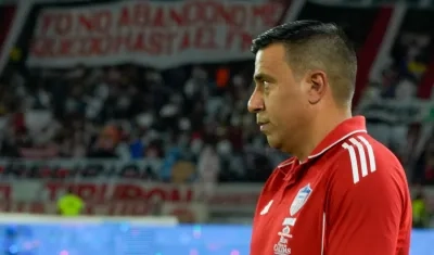 César Farías solo ha sumado un punto de 15 con Junior en los cuadrangulares.