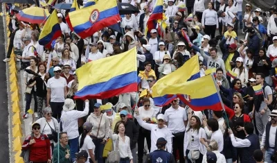 Ciudadanos durante su participación en la marcha. 