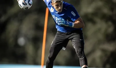 Santiago Mele se encuentra actualmente con la selección uruguaya. 