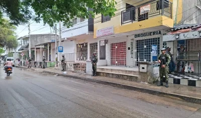 Presencia de militares en las calles de Soledad. 