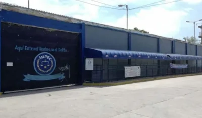 Fachada de la Penitenciaría El Bosque.