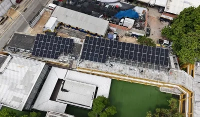 Planta solar de la IUB.