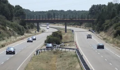 Vista del lugar del accidente en el que el futbolista del Liverpool Diogo Jota, de 28 años, y su hermano André, de 26, fallecieran.