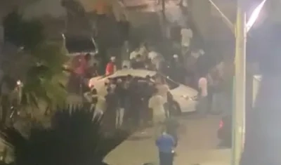 Vehículo donde se transportaba la víctima cuando fue baleada. 