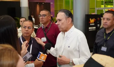 Senador Efraín Cepeda, en el marco del Foro de la OCDE.