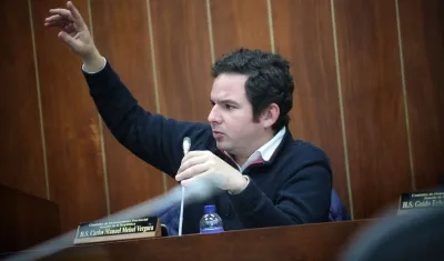 Senador Carlos Meisel.