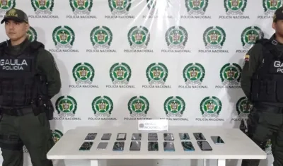 Los celulares que incautaron en los operativos del mes de julio.