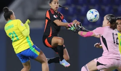 Aspecto del juego de este viernes entre Colombia y Brasil. 