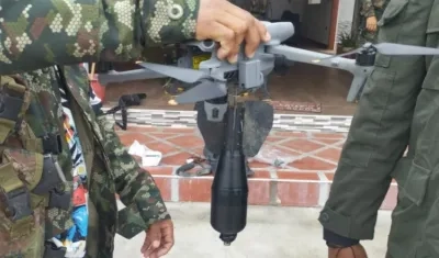 Un dron con explosivo, usado cada día más por las guerrillas contra el Ejército. 