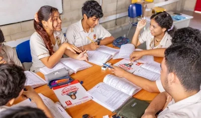 Este lunes 14 de julio regresan a clases 104.776 estudiantes.
