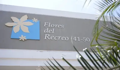 Fachada Flores del Recreo.