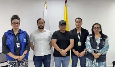 El alcalde de Galapa, Fabián Bonett, reunido con funcionarios de la Superservicios, Personería, Defensoría del Pueblo.