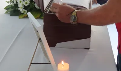 Restos de Néstor Garzón entregados a su familia. 