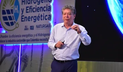 Bruce Mac Master, presidente de la Asociación Nacional de Empresarios de Colombia.