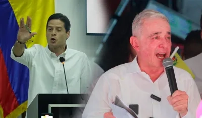 El senador Mauricio Gómez y el expresidente Álvaro Uribe.