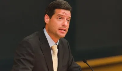 Senador Mauricio Gómez. 