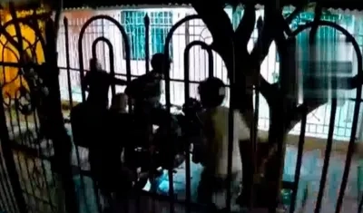 Momento del atraco en Soledad. 