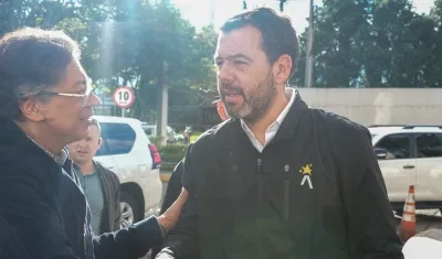 El Presidente Gustavo Petro y el alcalde de Bogotá, Carlos Fernando Galán.